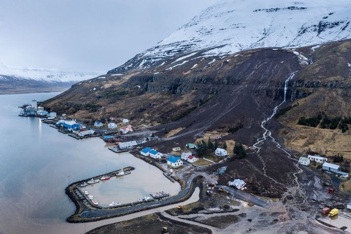 Miklar aurskriður féllu á Seyðisfirði í desember 2020.