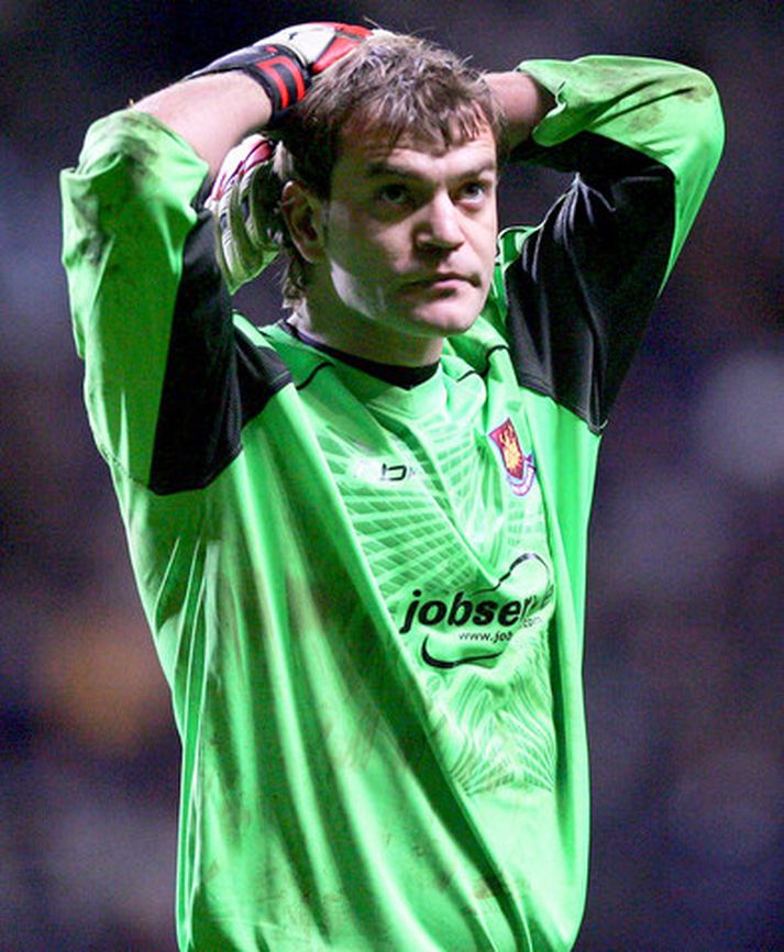 Roy Carroll er farinn til Derby.