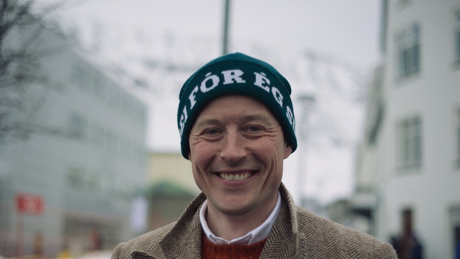 Oddvitaáskorunin: Byrjar settið á tjáningardansi við Euphoria