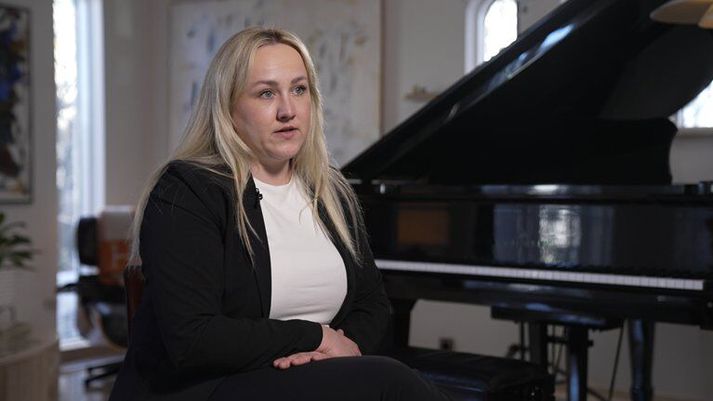 Brynjar lýsir sambandinu sem hreinu helvíti fyrir son sinn. 