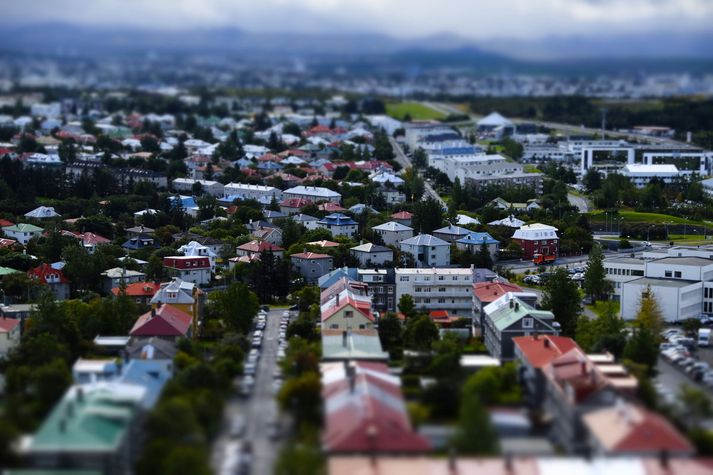 Hagdeild Íbúðalánasjóðs telur að takmörkun á lánshlutfalli af hálfu stjórnvalda geti komið í veg fyrir frekari ofhitnun íbúðamarkaðarins. 