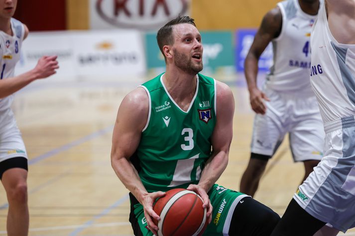 Oddur Rúnar Kristjánsson í leik með Njarðvík 2022-23 tímabilið.