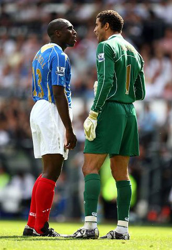 Sol Campbell og David James hafa staðið sig vel með Portsmouth og eru verðlaunaðir með landsliðssæti.