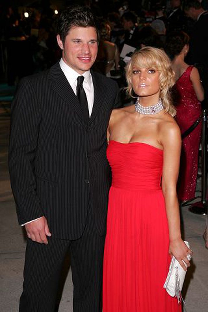 Nick Lachey er ekkert að spá í þá tilviljun að fyrrverandi eiginkona hans hafi trúlofað sig tæpri viku á eftir honum. nordicphotos/getty