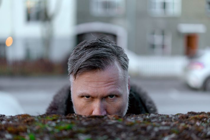 Það lítur út fyrir að Röskun verði eina fullfjármagnaða íslenska myndin sem sýnd verður á Íslandi 2026. Braga Þór leikstjóra þykir ekki fyndin sú athugasemd að hann muni þá einoka Edduna.