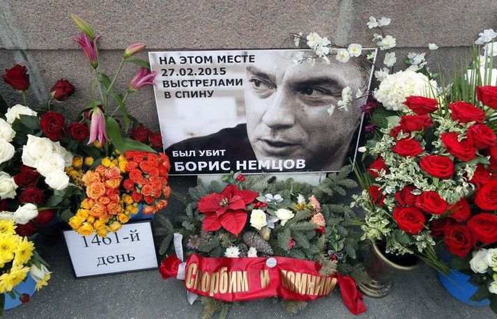 Boris Nemtsov var skotinn til bana úti á götu í Mosktu þann 27. febrúar 2015, ekki langt frá Kreml.