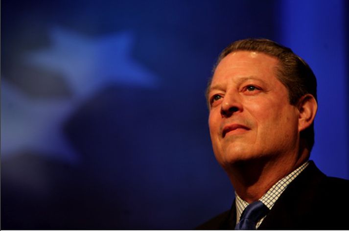 Al Gore hlustar á umræður á Clinton Global Initiative ráðstefnunni í New York 26. september 2007.