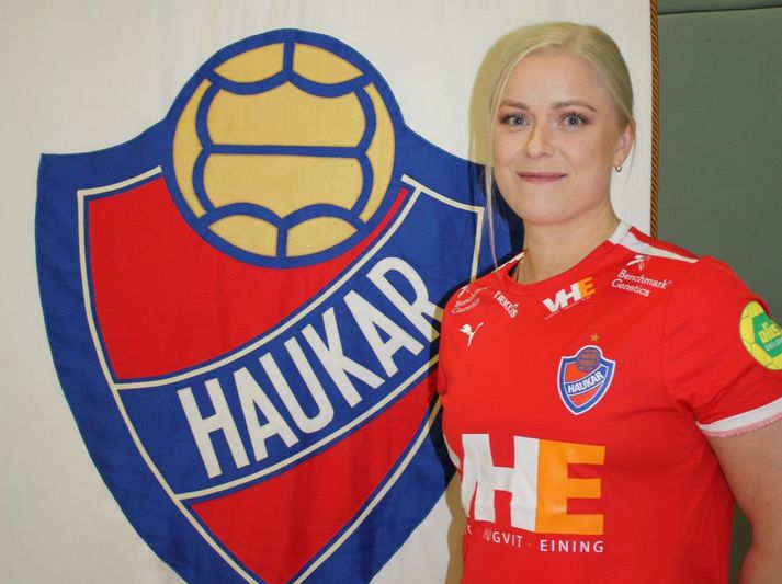 Ragnheiður Sveinsdóttir snýr aftur á Ásvelli.