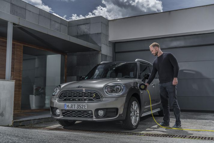 MINI Cooper S E Countryman ALL4.