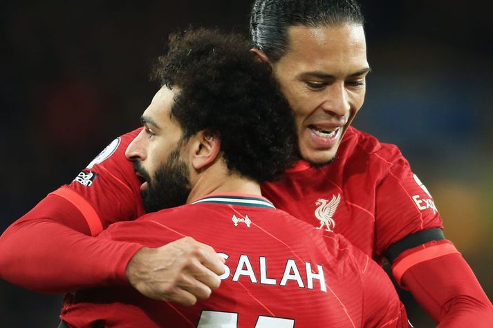 Mohamed Salah og Virgil van Dijk mæta til leiks í Meistaradeild Evrópu í kvöld.