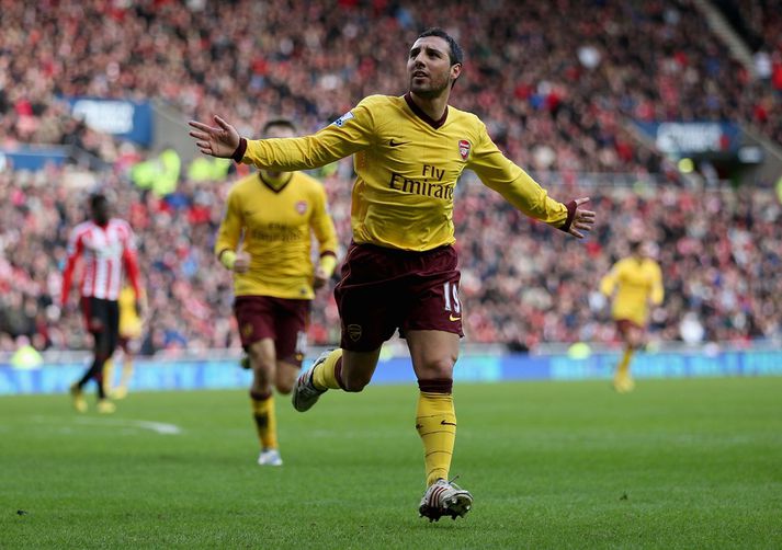 Cazorla fagnar marki sínu í dag.