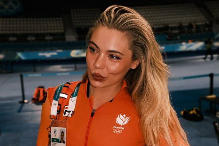 Jutta Leerdam þótti fara fyrir strikið með því að mæta í einkaflugvél á Ólympíuleikanna.