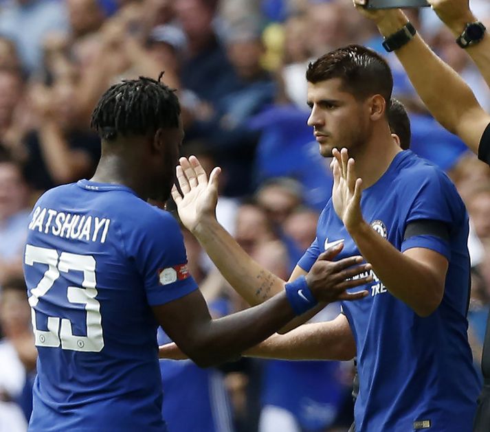 Morata kemur hér inn á fyrir Batshuayi á sunnudag.