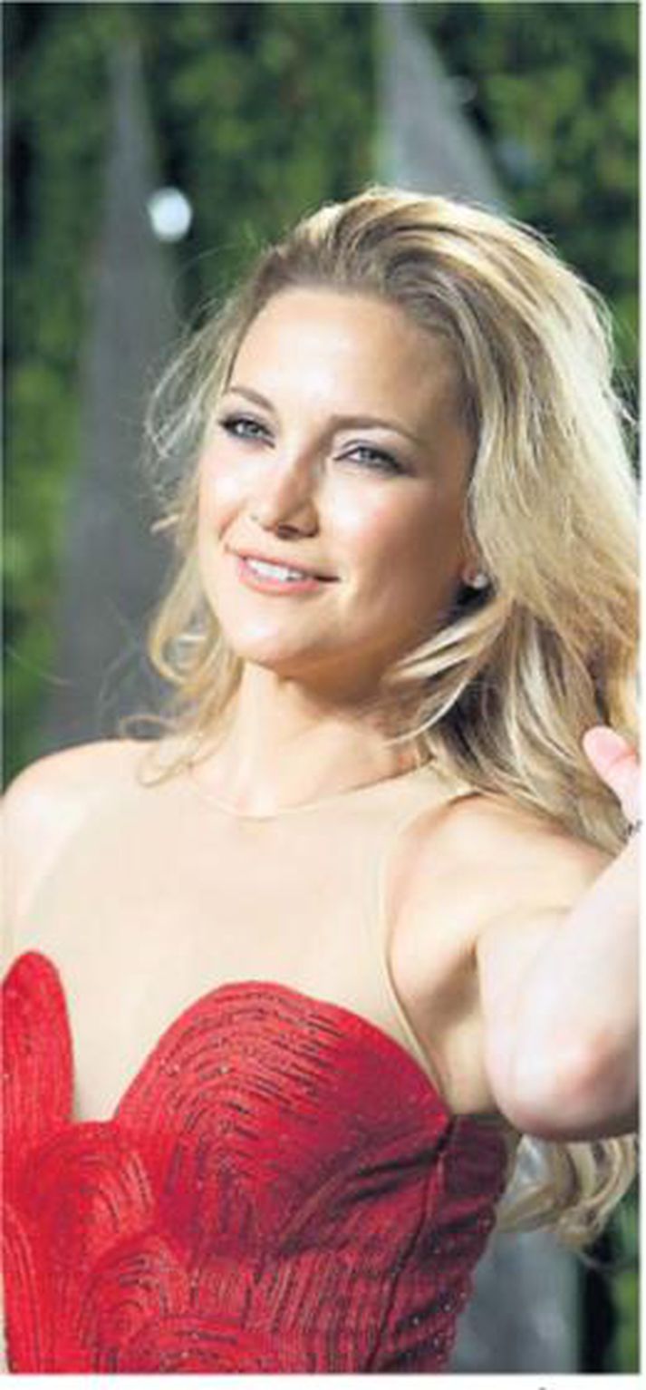 Kate Hudson tekur nokkur eggjandi dansspor í fjórðu þáttaröðinni af Glee.