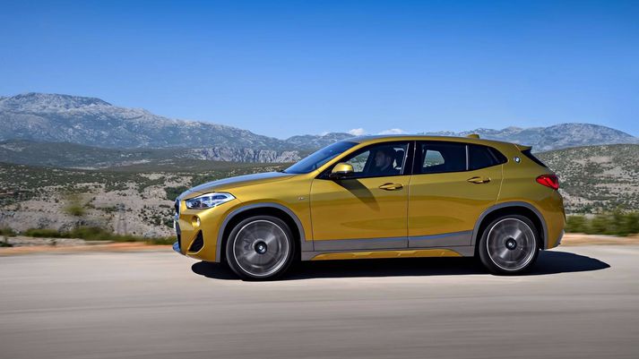 BMW X2 er allur sportlegri en X1 jepplingurinn.