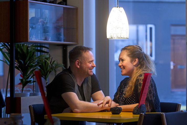 Sigga Eyrún og Kalli tóku þátt í Sönvakeppni sjónvarpsins og lentu í öðru sæti eftir æsispennandi úrslitakeppni gegn Pollapönkurum.