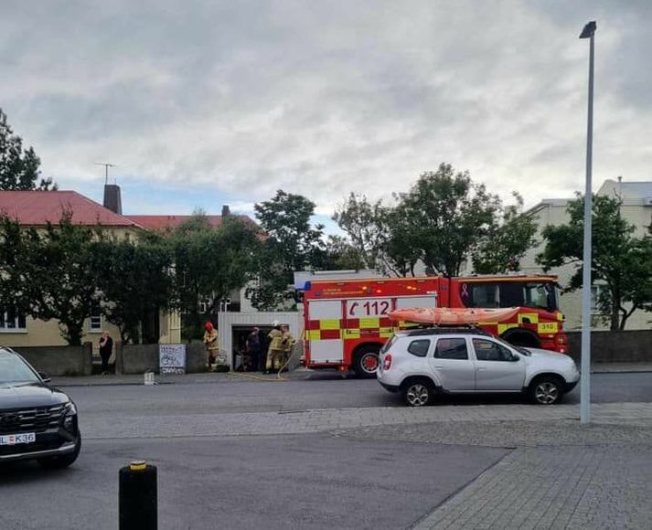 Frá slökkviliðsaðgerðum á Egilsgötu.