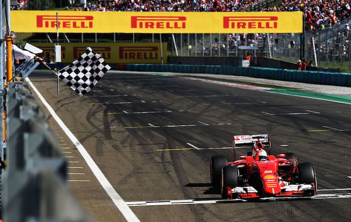 Sebastian Vettel sýndi að hann kann að halda forystu í Formúlu 1 keppni.