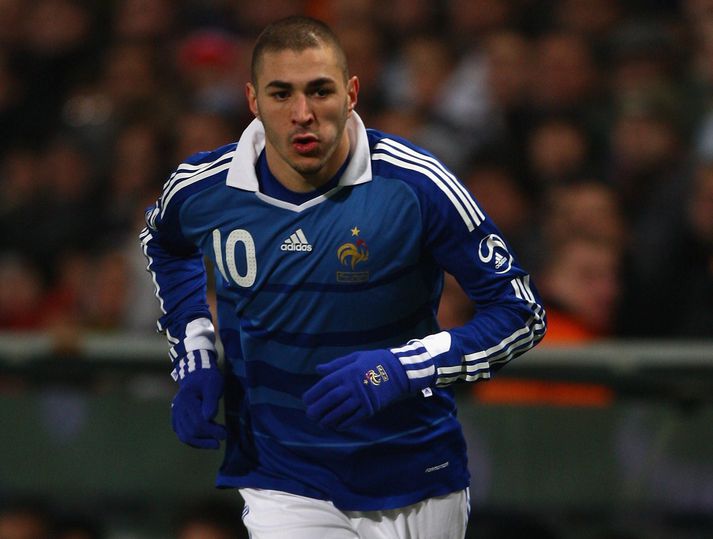 Karim Benzema skoraði eina mark Frakka.