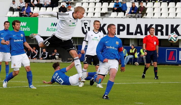 Úr leik FH og Glenavon í Evrópukeppninni.