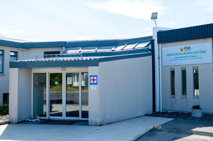Helbrigðisstofnun Austurlands er með útibú á Egilsstöðum en skurðstofunni í Neskaupstað hefur verið lokað.