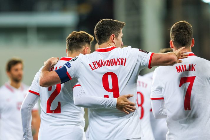 Robert Lewandowski skoraði tvö mörk fyrir Pólverja í kvöld.