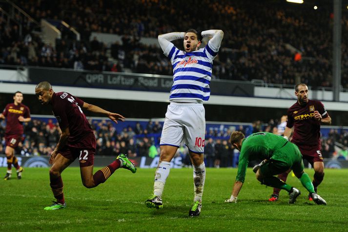 Adel Taarabt er hér nýbúinn að klúðra dauðafæri í kvöld.