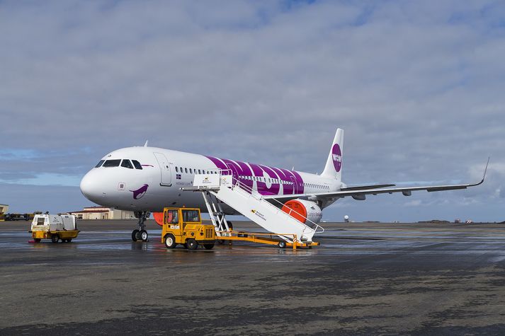 Farþegar eru margir hverjir mjög ósáttir við upplýsingagjöf flugfélagsins til farþega.