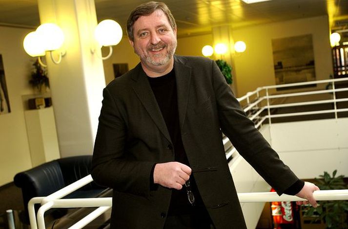 Upplýsingafulltrúi Landsbankans
Páll Benediktsson segir endurskipulagningu Landsbankans viðamikið verkefni og það hafi tekið lengri tíma en upphaflega var gert ráð fyrir. fréttablaðið/róbert