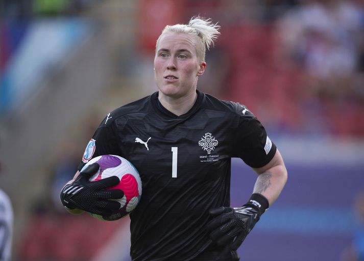 Sandra Sigurðardóttir stóð í marki íslenska landsliðsins á EM 2022 en hefur ekki spilað síðastliðin tvö ár. 