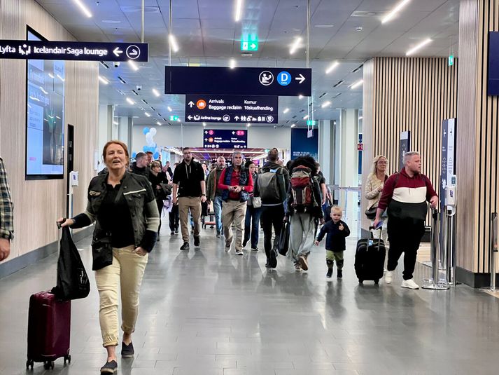 Farþegar á Keflavíkurflugvelli. Mynd úr safni.