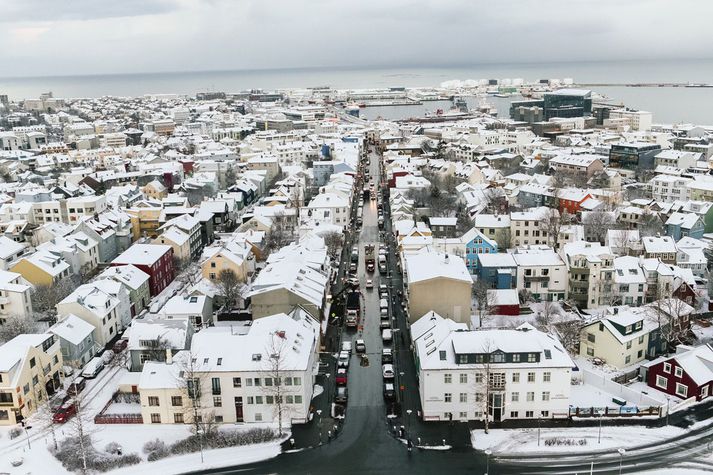 Fasteignaverð á höfuðborgarsvæðinu hefur hækkað um alls 14,8 prósent síðustu tólf mánuði.