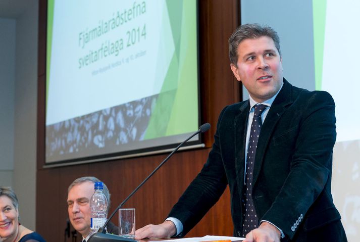 Bjarni Benediktsson fjármálaráðherra hefur gefið skattrannsóknarstjóra heimild til þess að meta það sjálfur hvort það sé gagnlegt í þeirra störfum að kaupa lista yfir Íslendinga sem vísbendingar eru um að hafi stundað skattaundanskot. 