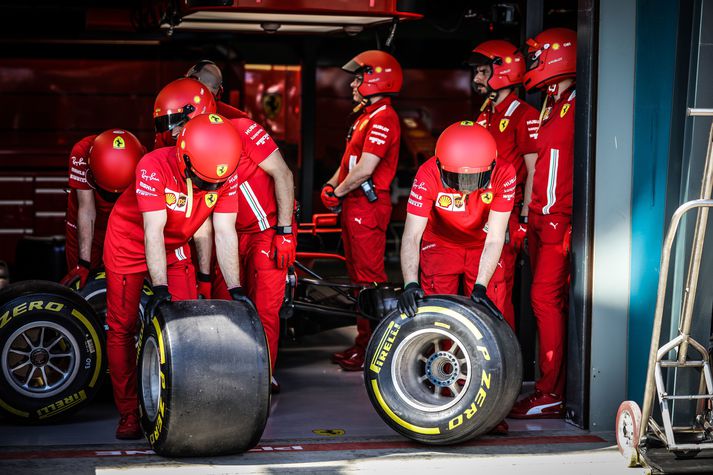 Ferrari hefur stöðvað framleiðslu á Formúlu 1 bílum sínum.