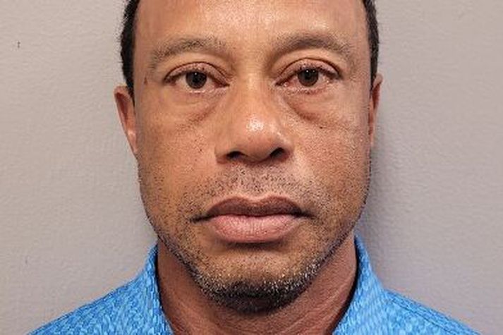 Hér má sjá myndina sem var tekin af Tiger Woods á lögreglustöðinni.
