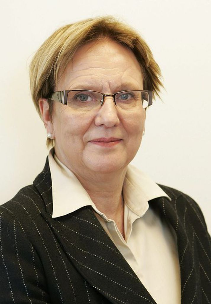 Valgerður Bjarnadóttir
Meirihluti eftirlits- og stjórnskipunarnefndar vill ekki ræða Feneyjaskýrslu fyrr en hún hefur verið þýdd.
Fréttablaðið/Vilhelm
