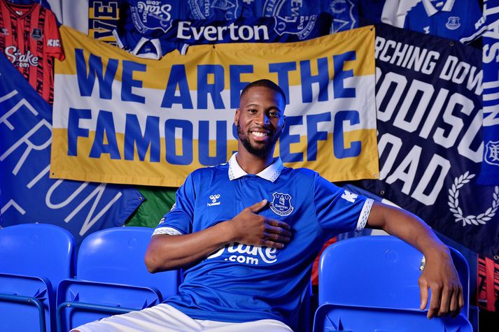 Miklar væntingar eru bundnar við Beto hjá Everton.