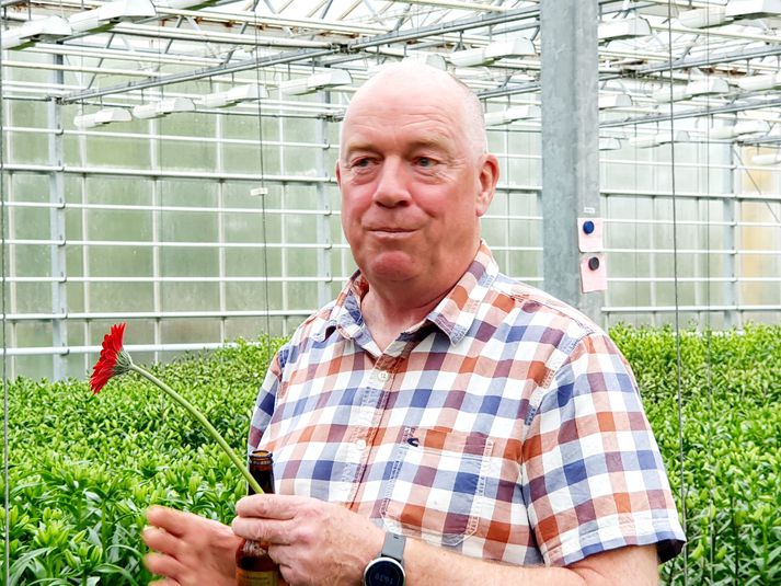 Sveinn Sæland, sem er garðyrkjubóndi á Espiflöt en þar eru ræktuð afskorin blóm. Sveinn og hans fjölskylda er að fara að stækka stöðina eins og fleiri garðyrkjubændur í Reykholti.