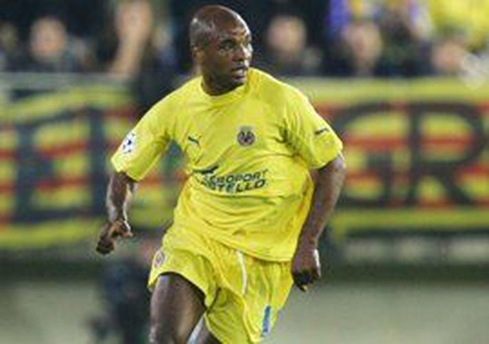 Marcos Senna í leik með Villareal