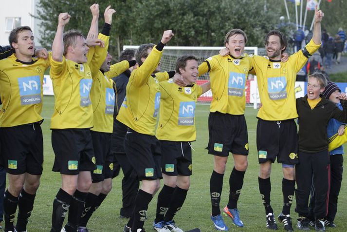 Skagamenn fagna úrvalsdeildarsætinu í haust.
