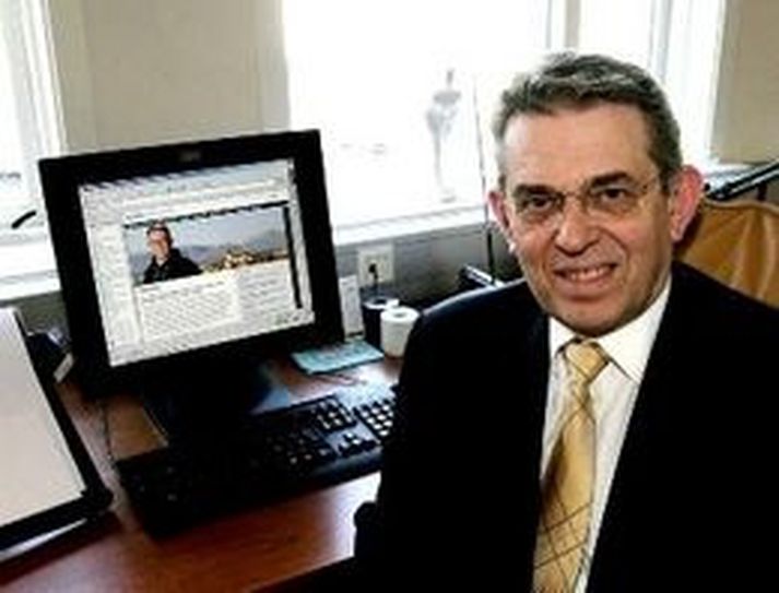 Björn Bjarnason hálfvorkennir minnihlutanum í stjórn Orkuveitu Reykjavíkur í bloggfærslu á vef sínum.