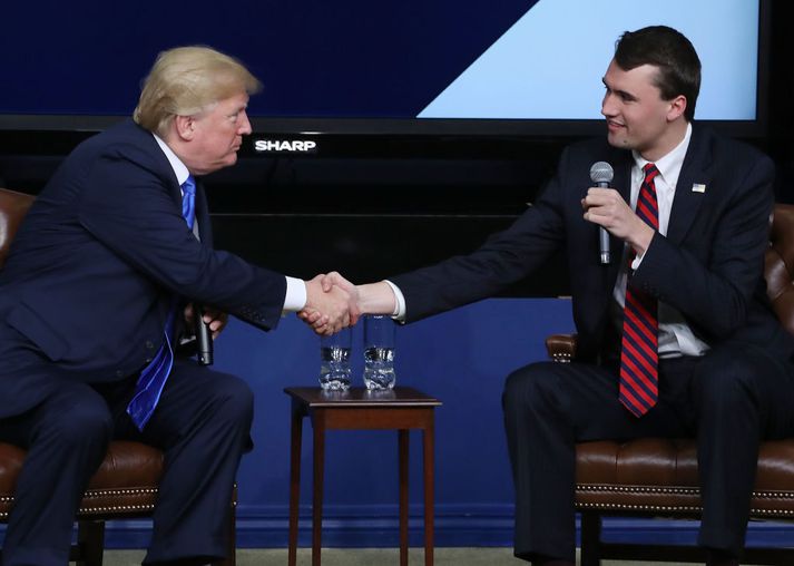Kirk átti það sameiginlegt með varaforsetanum J.D. Vance að hafa efast um Trump í upphafi en seinna orðið meðal dyggustu stuðningsmanna forsetans.