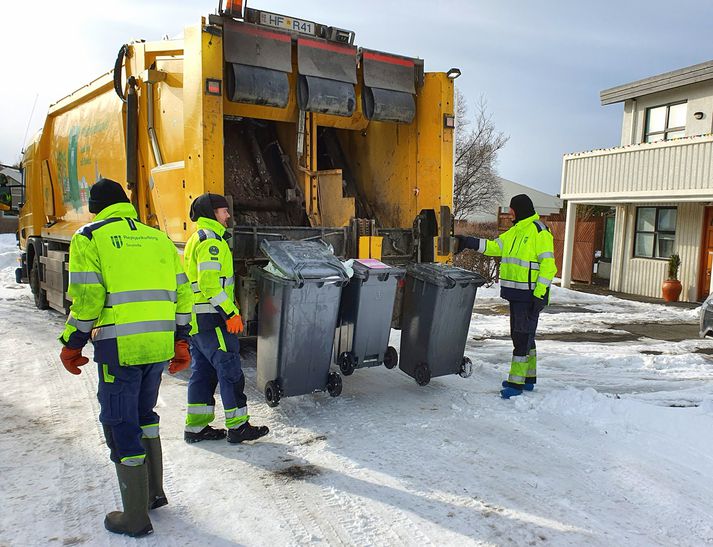 Sorphirða hófst í Breiðholti í dag eftir að tímabundin undanþága fékkst frá verkfallsaðgerðum.