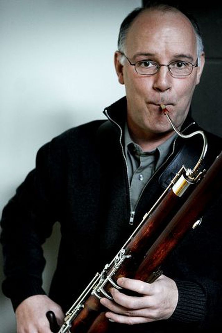 Rúnar Vilbergsson byrjaði að læra á fagott fyrir rúmum þrjátíu árum. Hann leikur verk eftir Vivaldi í kvöld.