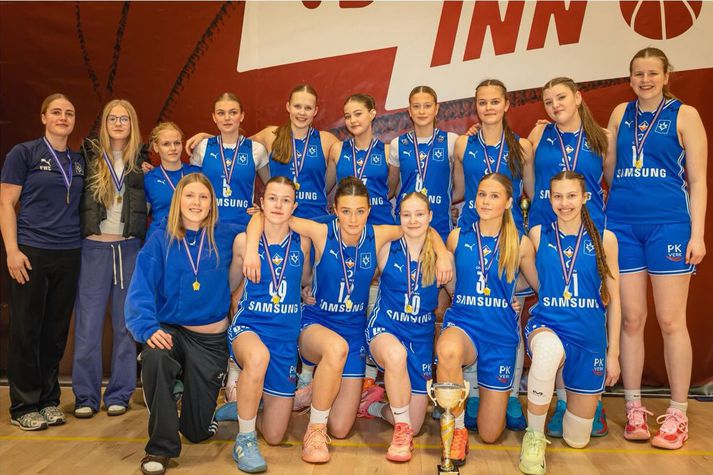 Stjarnan varð bikarmeistari í 10. flokki stúlkna í gær. Eignast félagið fleiri bikarmeistara í kvöld?