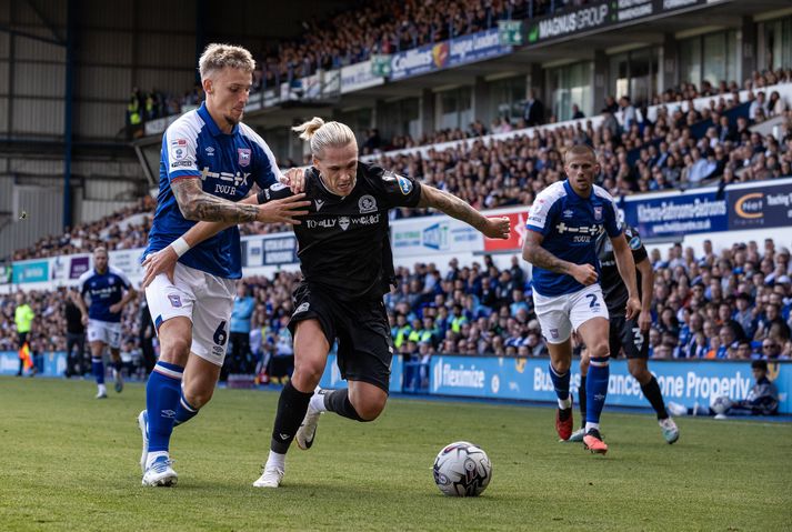 Arnór í leiknum með Blackburn gegn Ipswich um nýliðna helgi.
