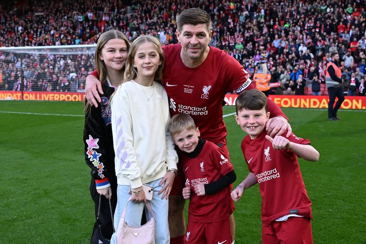 Steven Gerrard á Anfield í mars fyrr á þessu ári þar sem hann tók þátt í góðgerðaleik.