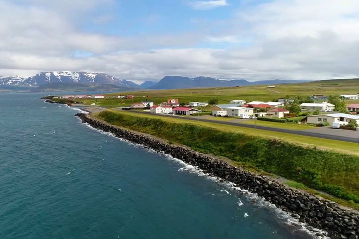 Séð yfir hluta byggðarinnar á Árskógssandi.