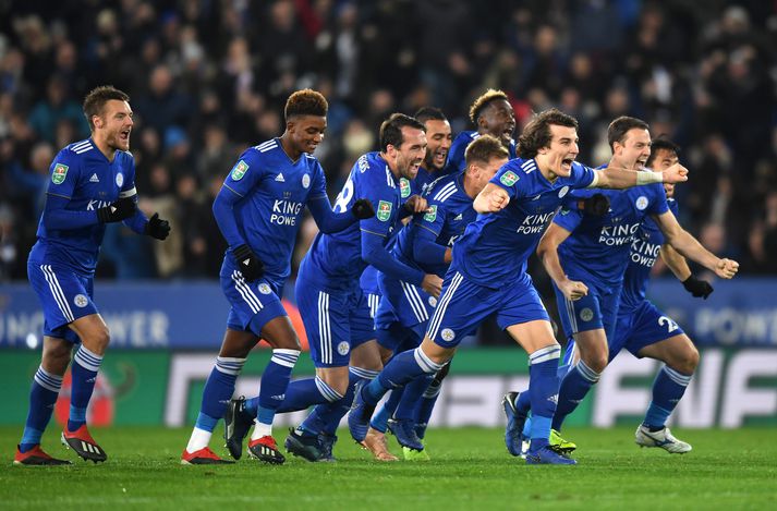 Leikmenn Leicester fagna.