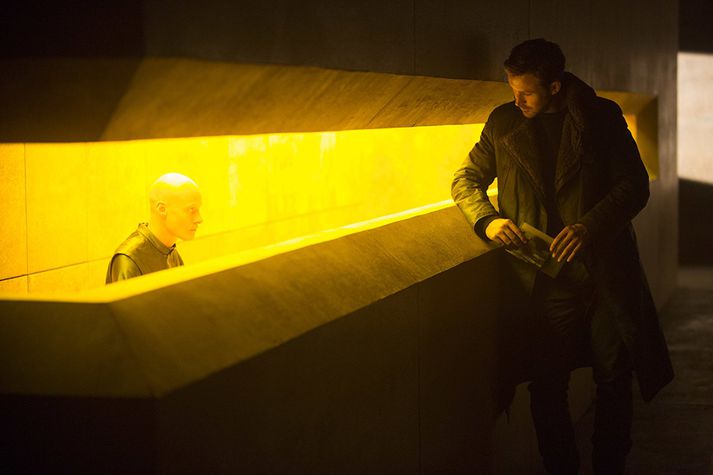 Tómas Lemarquis ásamt Ryan Gosling í Blade Runner 2049.